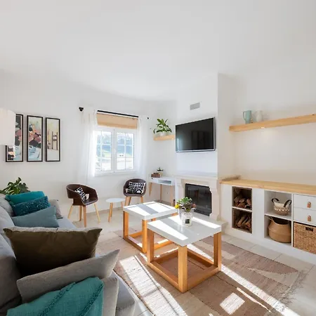 Holiday home Dream Retreat In #1948 Budens