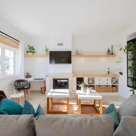 Dream Retreat In #1948 Budens